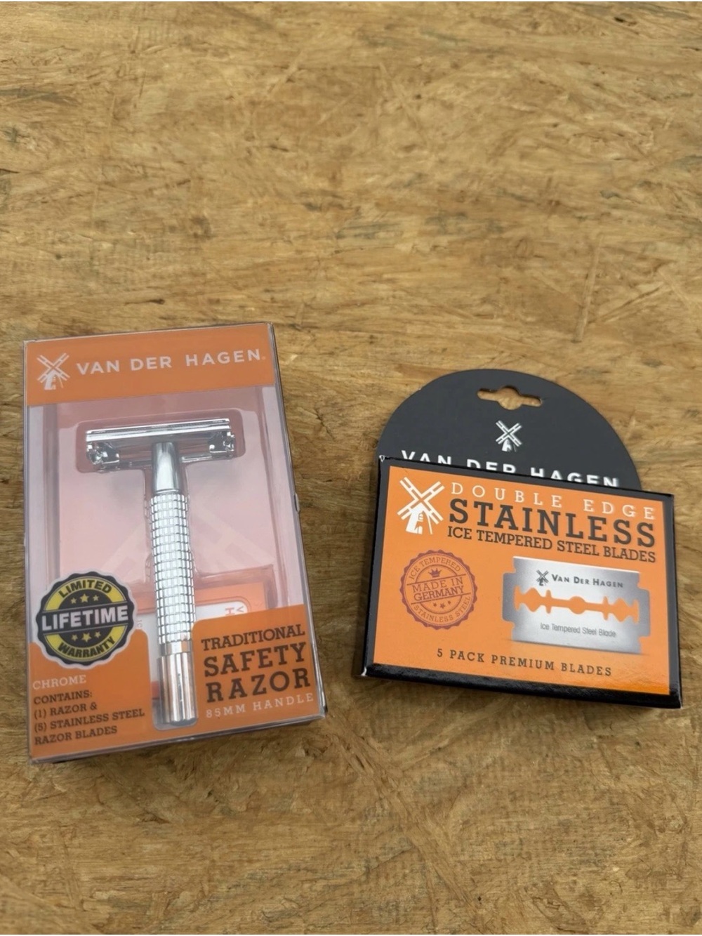 Van Der Hagen Razor and 5 Pack Blade Refills